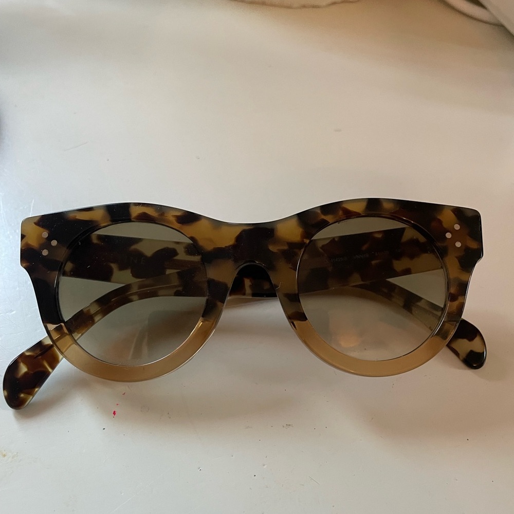 CELINE sunglasses, worn 3-5 times, perfect condition